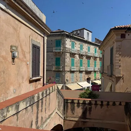 Harmonia With Breathtaking View And A Perfect Location Tropea