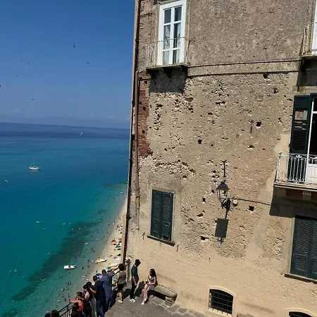 Harmonia With Breathtaking View And A Perfect Location Appartement Tropea