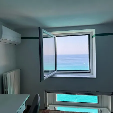 Harmonia With Breathtaking View And A Perfect Location Апартаменты